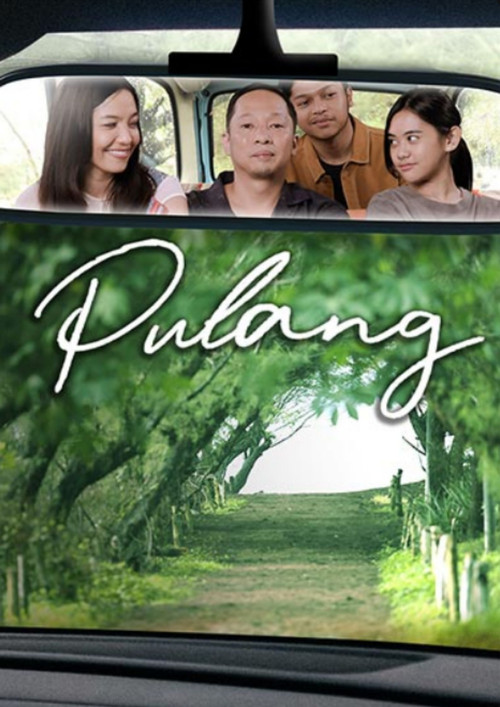 Movie poster for Pulang (2022)