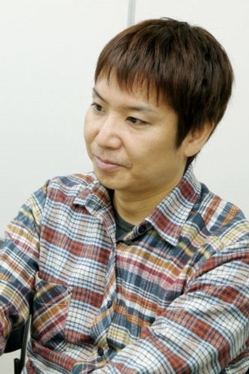Photo of Yoji Enokido, Writing