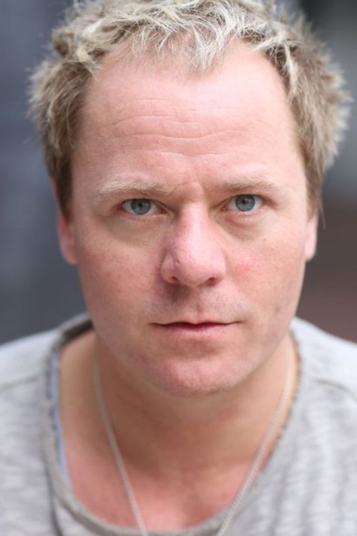 Dustin Semmelrogge profile