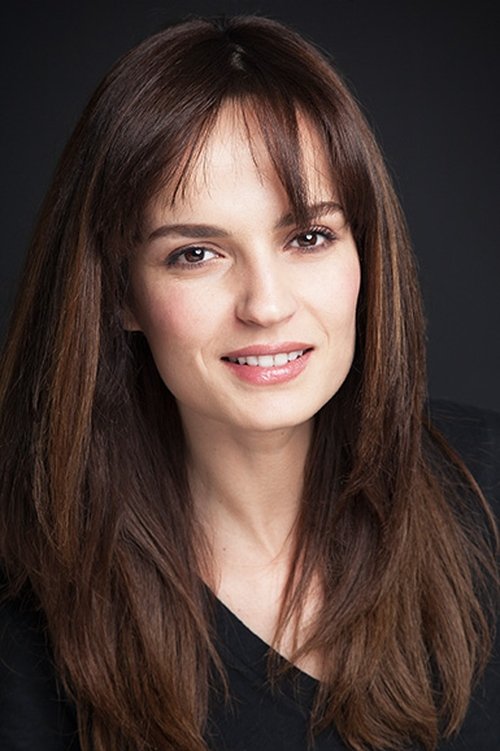 Selin Demiratar profile