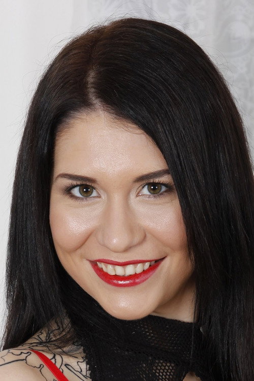 Photo of Erika Bellucci, Acting
