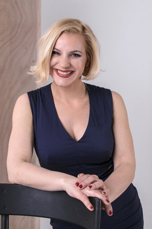 Karin Komljanec profile