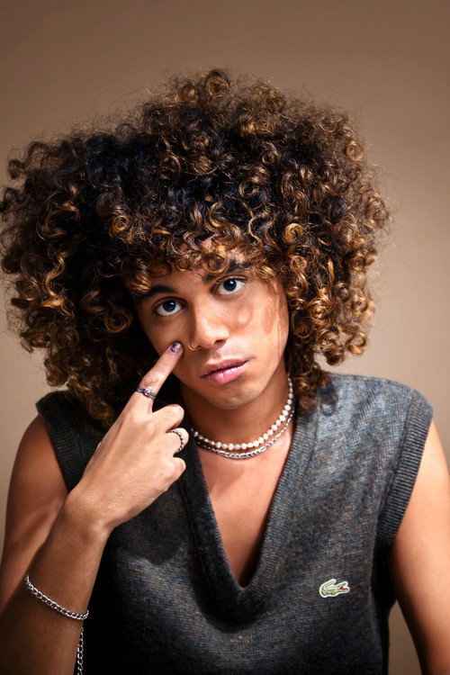 Maxx Oliveira profile