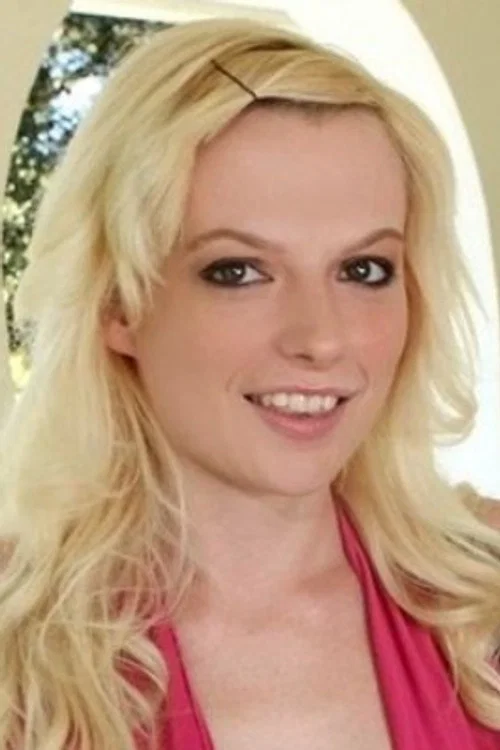 Photo of Bailey Bradshaw, Acting