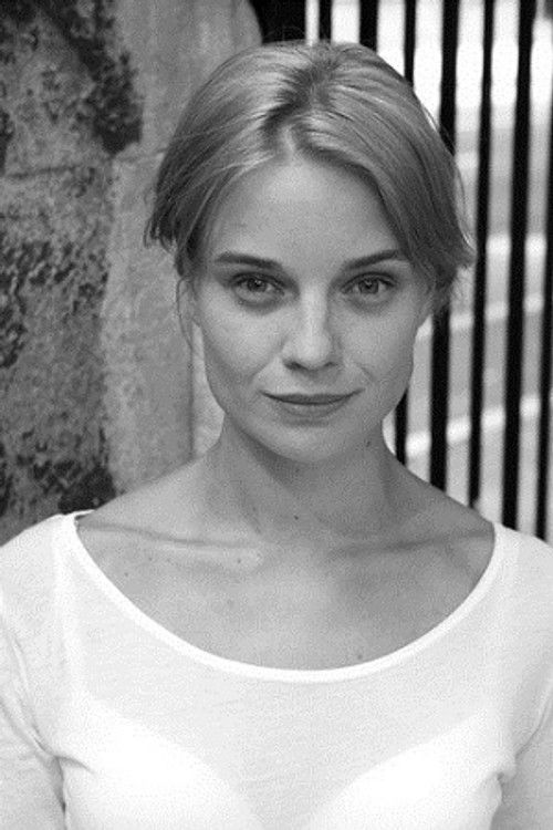 Hannah Yelland profile