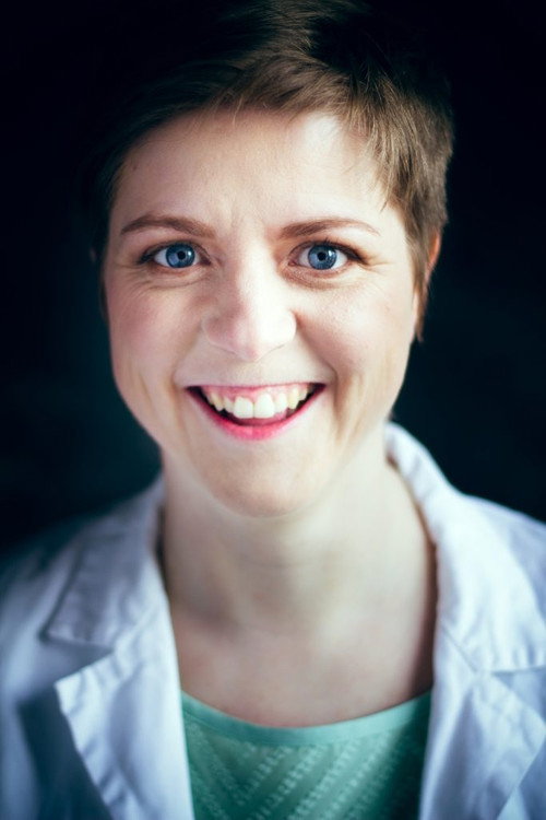 Hetty Helsmoortel profile