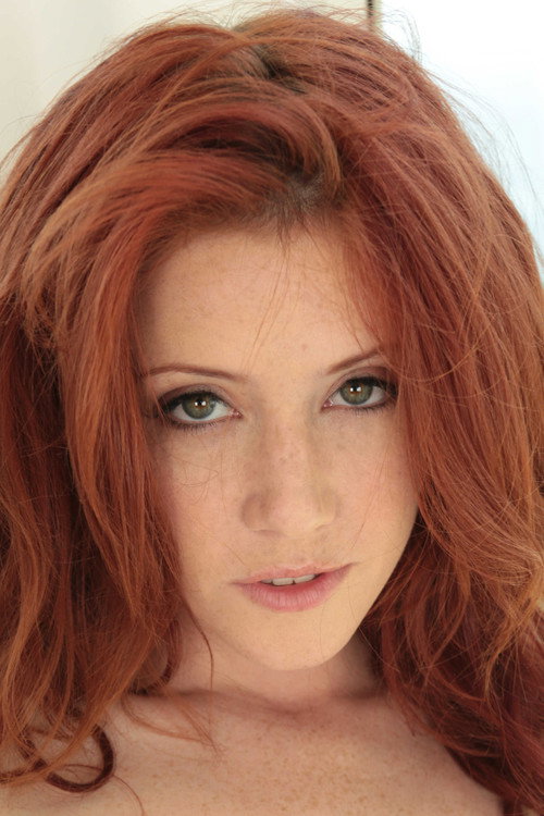 Photo of Elle Alexandra, Acting