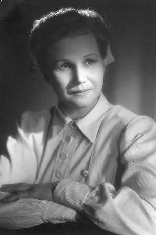 Photo of Salli Karuna, Acting