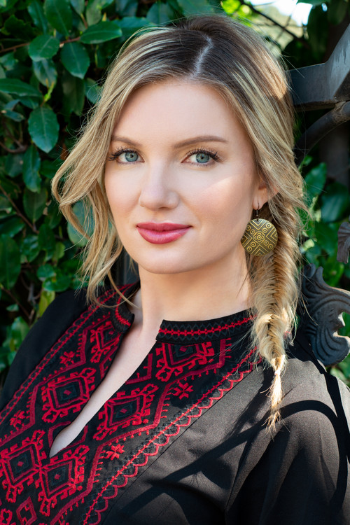 Olia Oparina profile