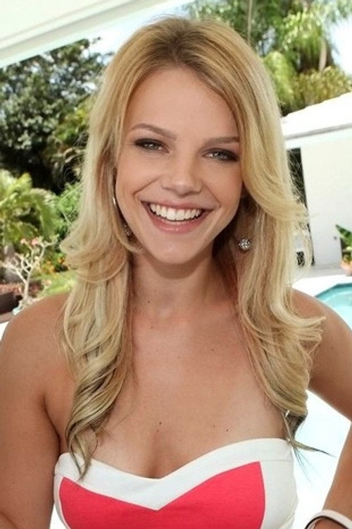 Photo of Missy Lynn, Acting