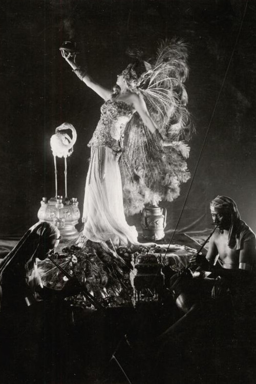 Movie poster for Det gaadefulde Væsen (1916)