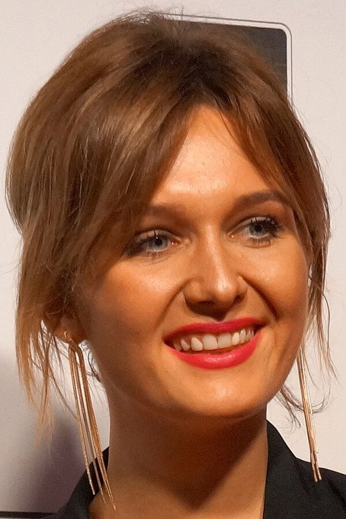 Louise De Bisscop profile