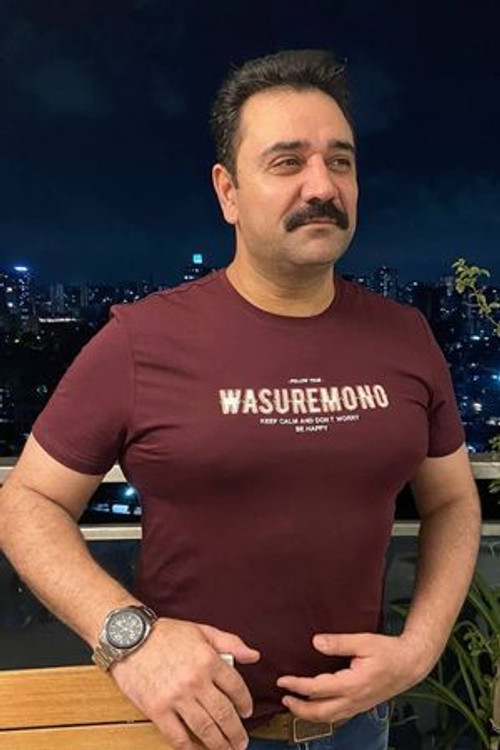 Gireesh Sahdev profile