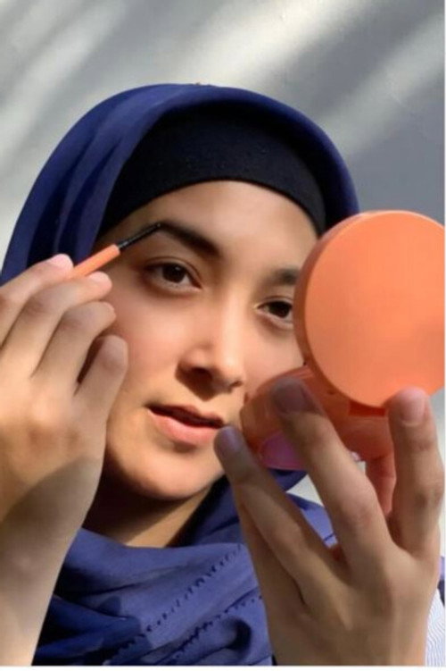 Photo of Hayria Lontoh, Acting