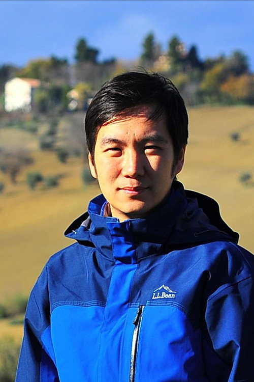 Photo of Yu Le, Creator