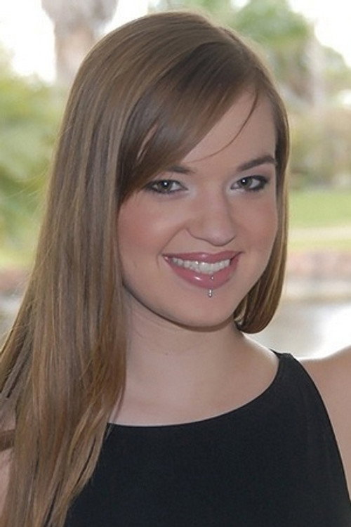 Photo of Ali Moorhead, Acting