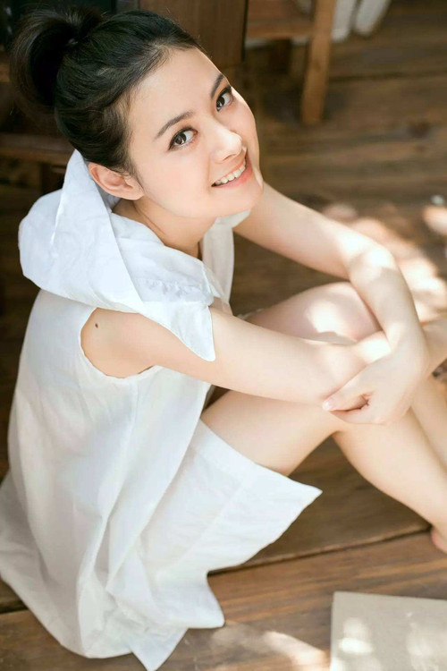 Photo of 周田田, Acting