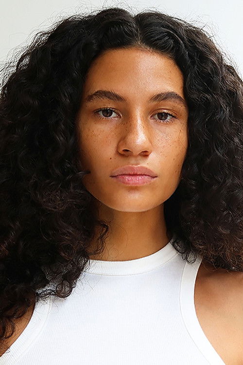 Ariane Aparecida profile