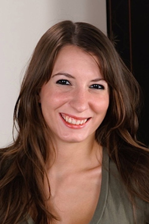 Photo of Sydney Thomas, Acting