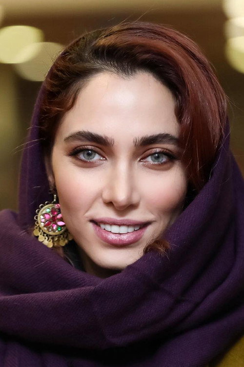 Photo of Paria Mojallaly, Acting