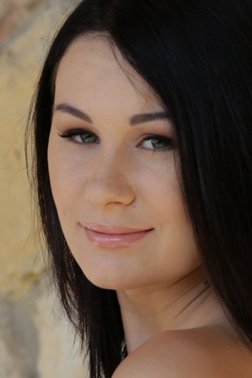 Photo of Nikki Stills, Acting
