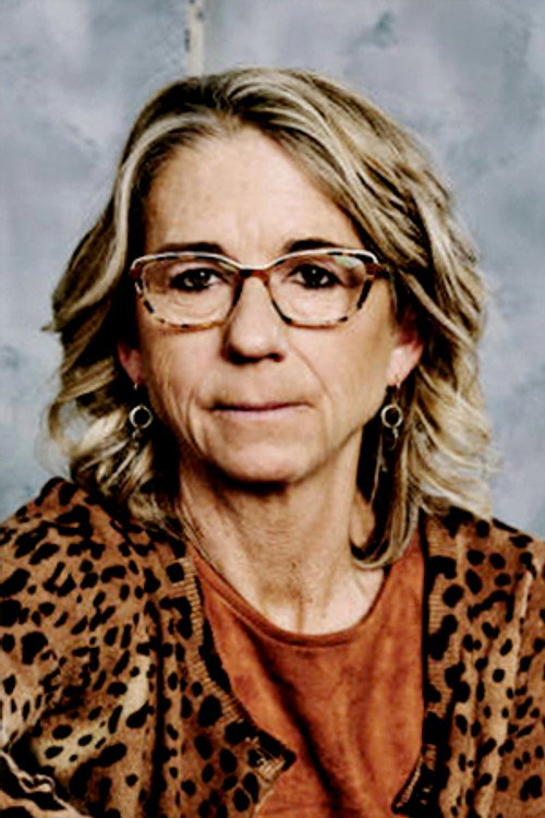 Alison Ellwood profile