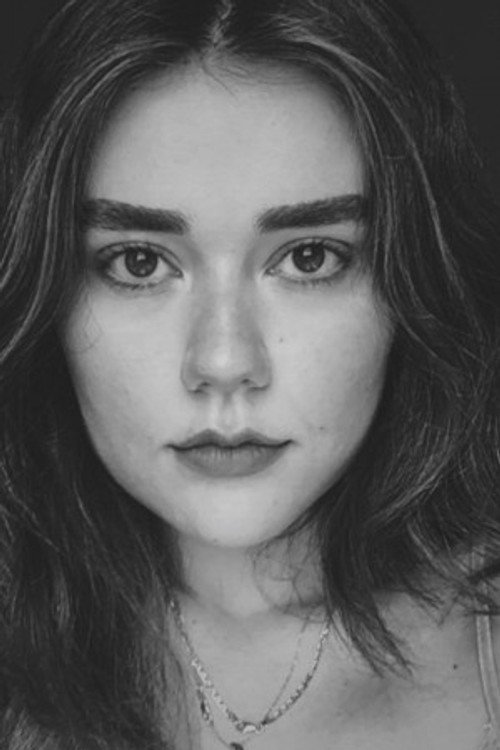 Photo of Elifnaz Öngören, Acting
