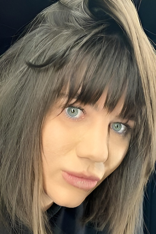 Sasha Paracels profile