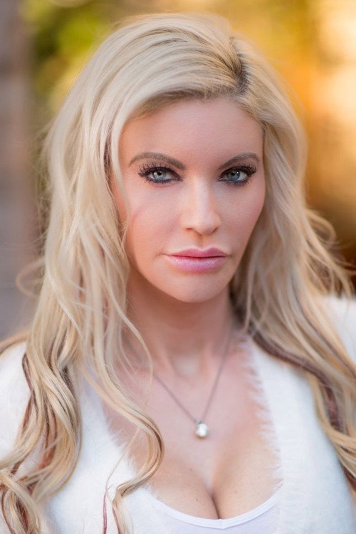 Photo of Tracy Lear, Acting