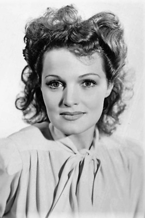 Linden Travers profile