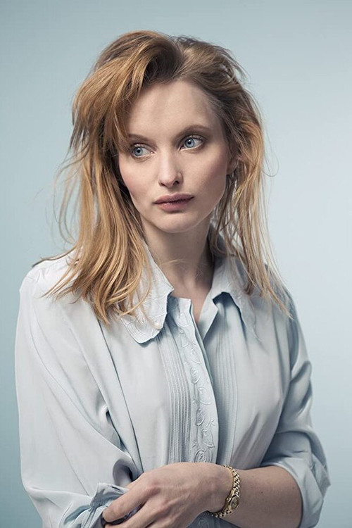 Julia Bache-Wiig profile