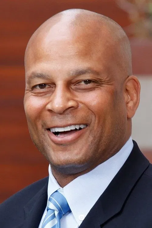 Ronnie Lott profile