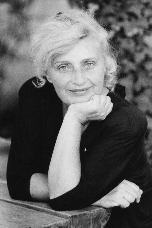 Lola Lizaran profile