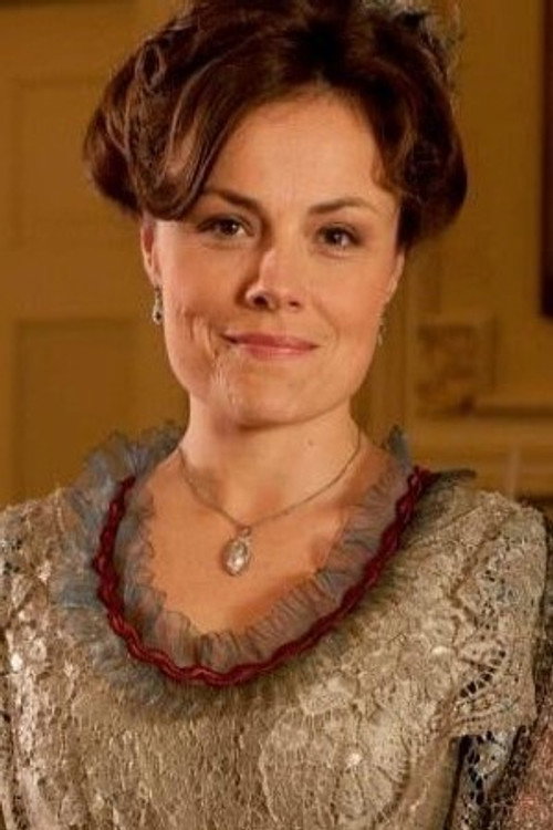 Photo of Arwen Humphreys, Acting