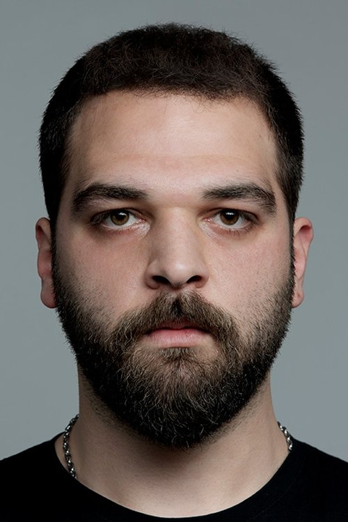 Atakan Yarımdünya profile