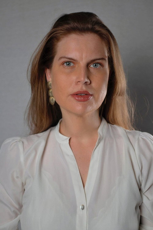 Maggie R. Schneider profile