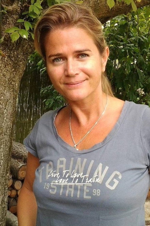 Photo of Julie Glenn, Acting