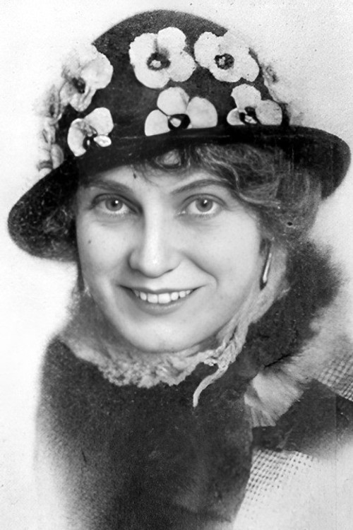 Photo of Leona Hutton, Acting