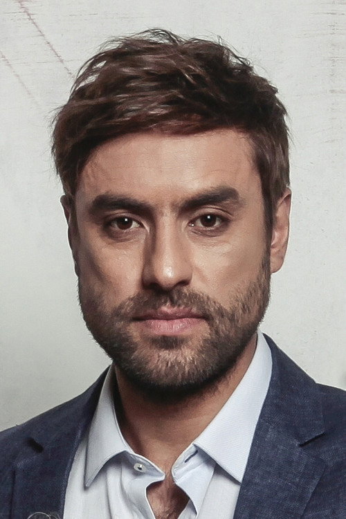 Photo of Alvaro Gomez, Acting