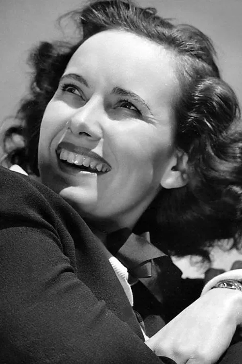 Clare Sandars profile