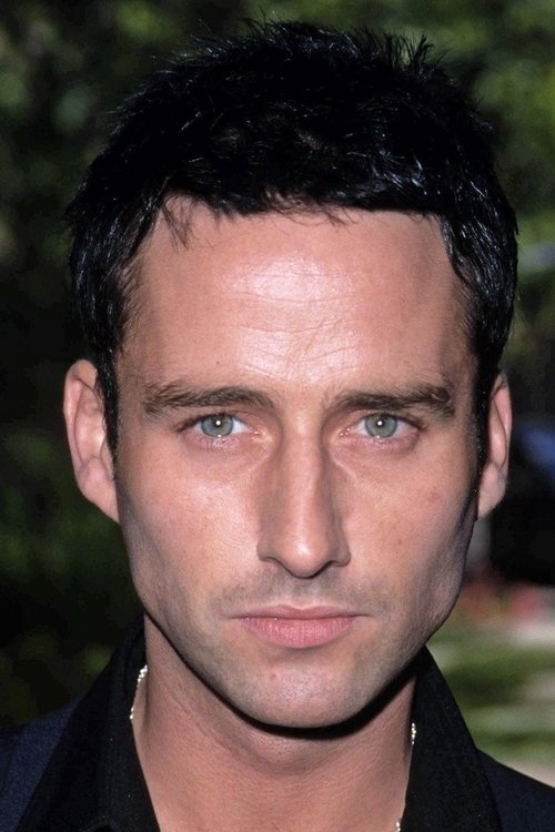 Glenn Quinn profile