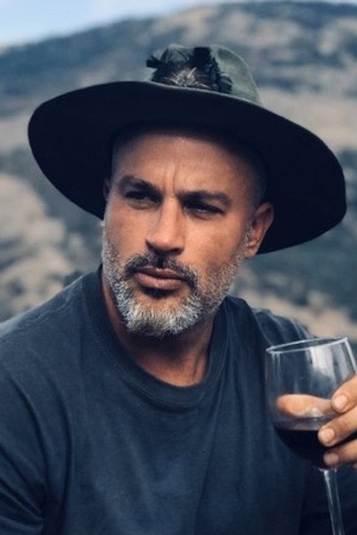 Photo of Andrew McLaren, Acting