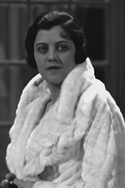 Photo of Simone Deguyse, Acting
