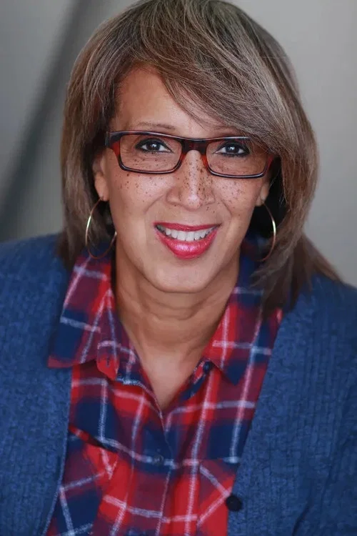 Photo of Lynne Burnett, Acting