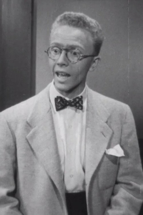 Photo of Warren Mills, Acting