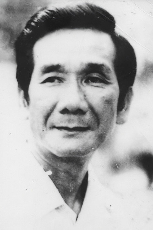 Photo of Van Thong Nguyen, Writing