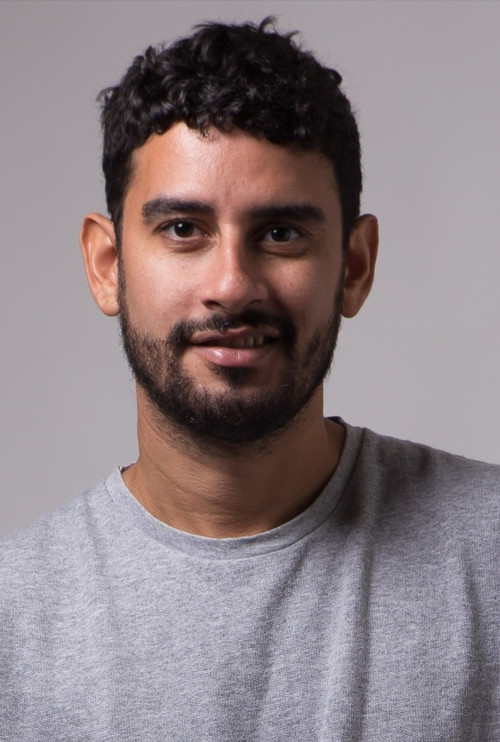 Photo of Ari Areia, Acting