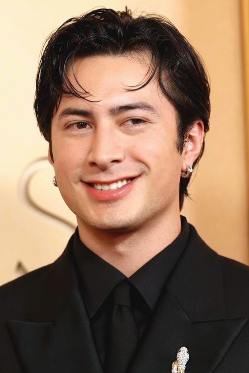 Hudson Williams profile