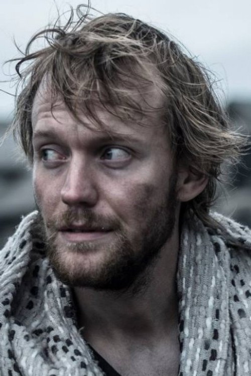 Photo of Simon Würtz, Acting