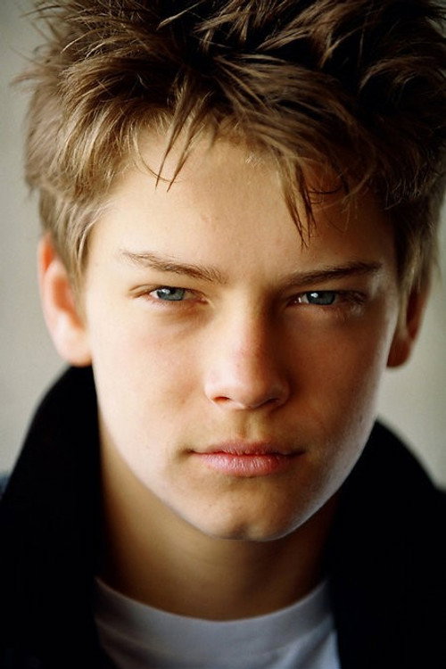 Photo of Oliver Adams, Acting
